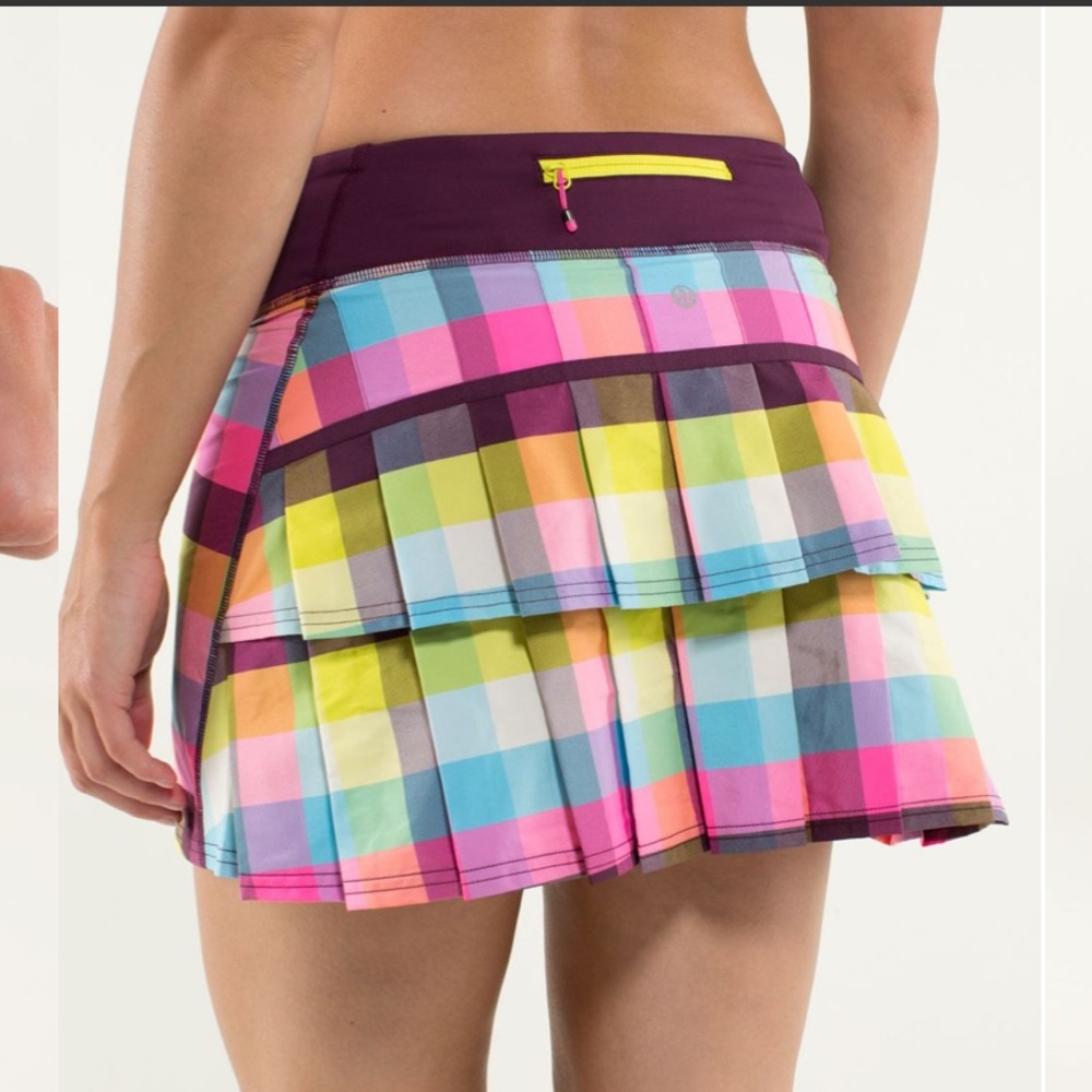 LULULEMON pace setter skort multi coloured checkered sporty running tennis golf